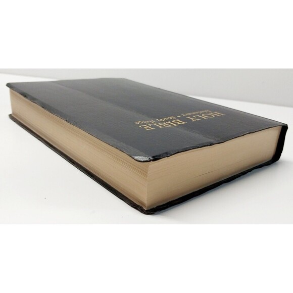 Vintage Holy Bible World Publishing Dictionary KJV 1989 Red Letter Study Helps - Picture 16 of 16